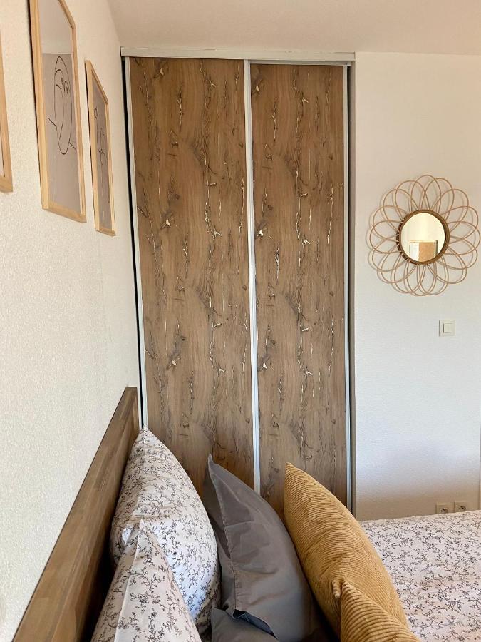 Appartement En Face Hopital Nord Saint-Priest-en-Jarez Eksteriør bilde